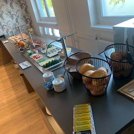 Hotel 22 Dessau-Rosslau Екстер'єр фото