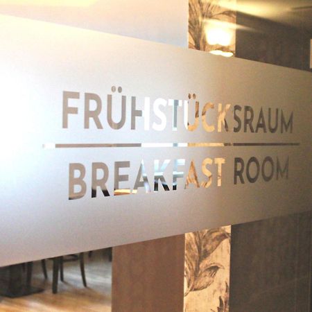 Hotel 22 Dessau-Rosslau Екстер'єр фото