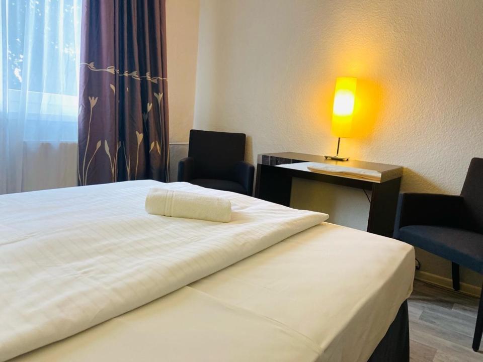 Hotel 22 Dessau-Rosslau Екстер'єр фото