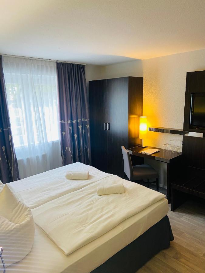 Hotel 22 Dessau-Rosslau Екстер'єр фото