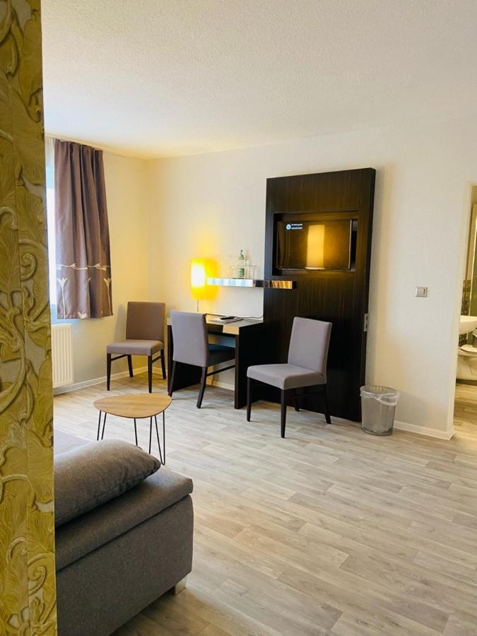 Hotel 22 Dessau-Rosslau Екстер'єр фото